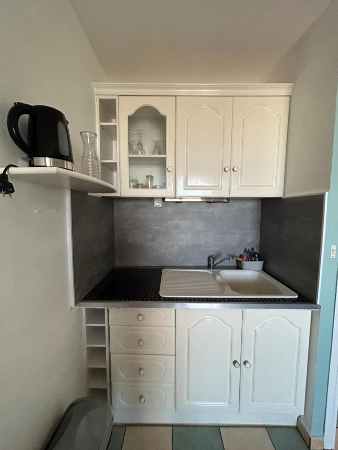 Studio Vue Mer Situe A Cote De La Plage Quartier Des Quilles Sete Luaran gambar